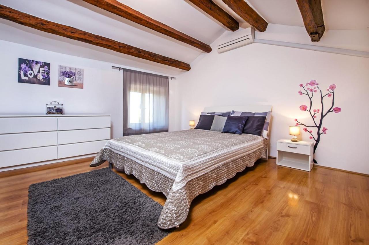 Holiday Apartment Daria 20 Rovinj Exterior foto